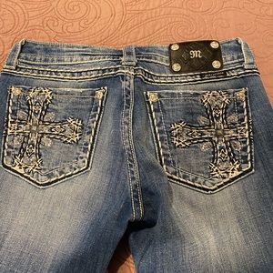 Miss Me cropped jeans